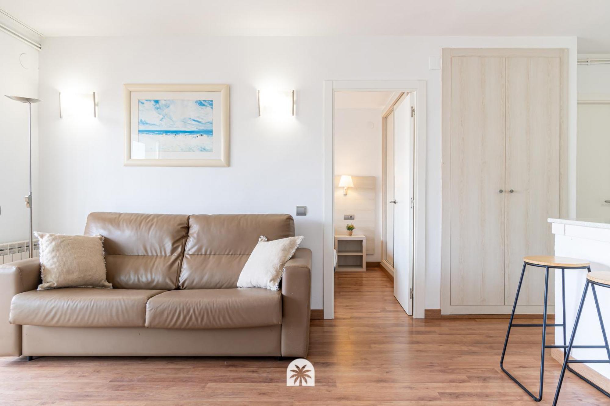 Mediterranean Way - Michelangelo Apartment Салоу Екстериор снимка